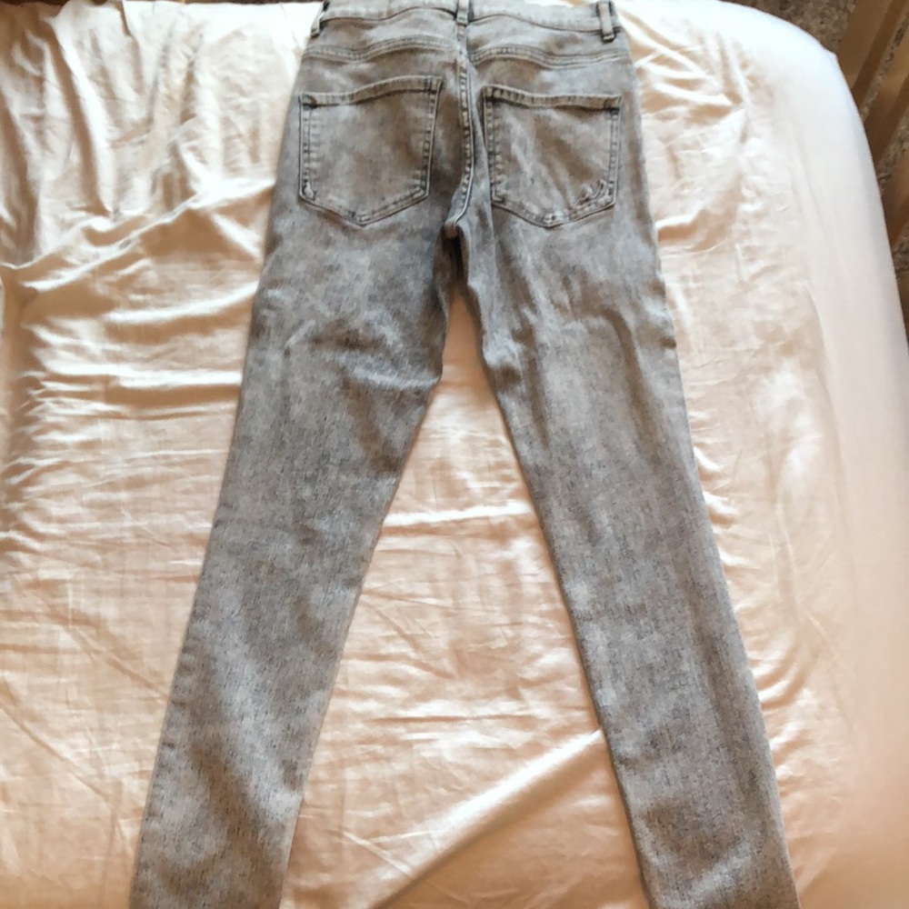 Express Jeans - Picture 6 of 9